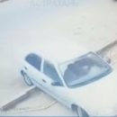 В Астрахани попало на видео, как водитель «Акцента» протаранил супермаркет