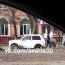 В Астрахани у машины отвалилось колесо во время езды