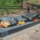 Астраханскому губернатору пожаловались на кладбищенских вандалов