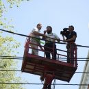 В Астрахани губернатор залез на крышу
