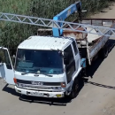 В Астрахани водитель грузовика снес ограничительную рамку