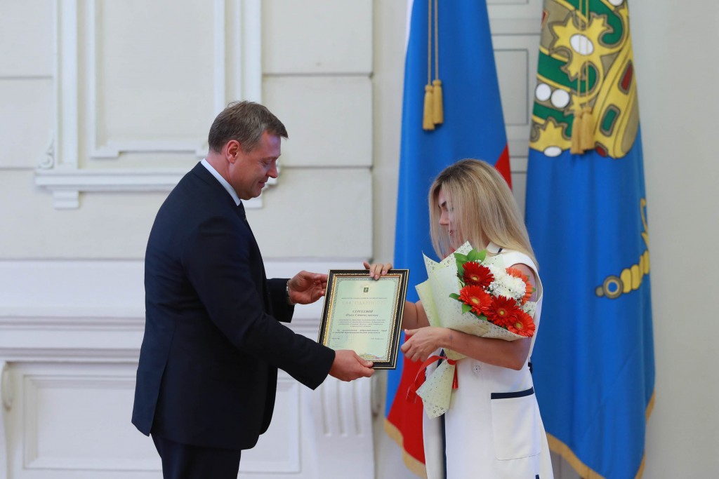 Глава Астраханской области наградил лучших работников рыбохозяйственной отрасли
