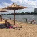 В Астрахани купаться разрешено лишь в одном месте, но пляжи везде