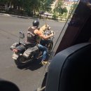 В Астрахани собака-байкер катается по городу на мотоцикле