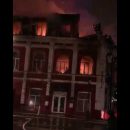 Местонахождение двух жильцов сгоревшего в центре Астрахани особняка не установлено