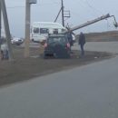 В Астрахани легковушка в результате ДТП снесла электрический столб