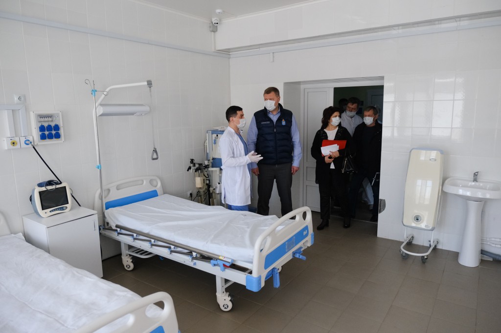 Астраханский губернатор проверил готовность больниц к приёму пациентов с коронавирусом